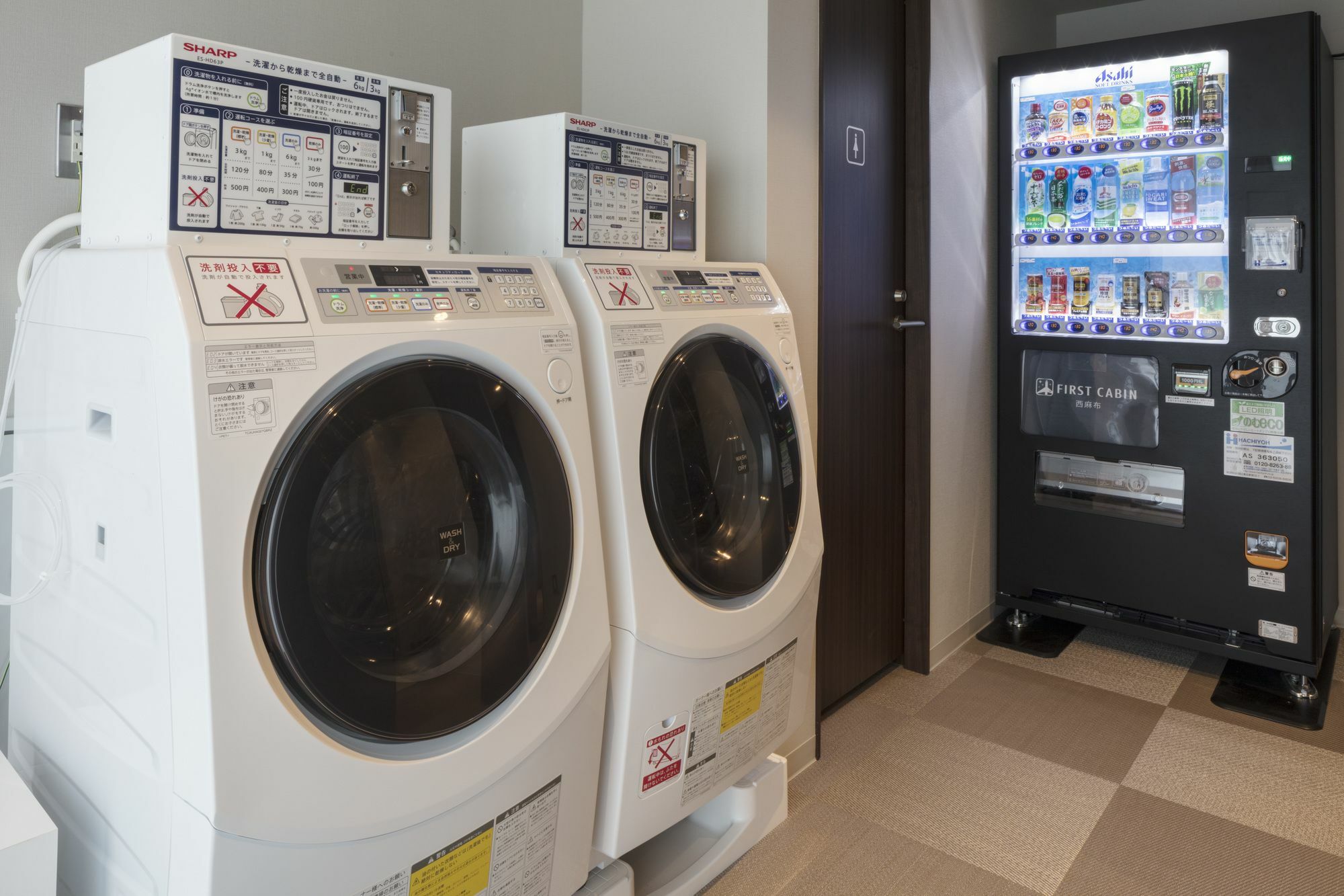 First Cabin Nishiazabu Токіо Екстер'єр фото