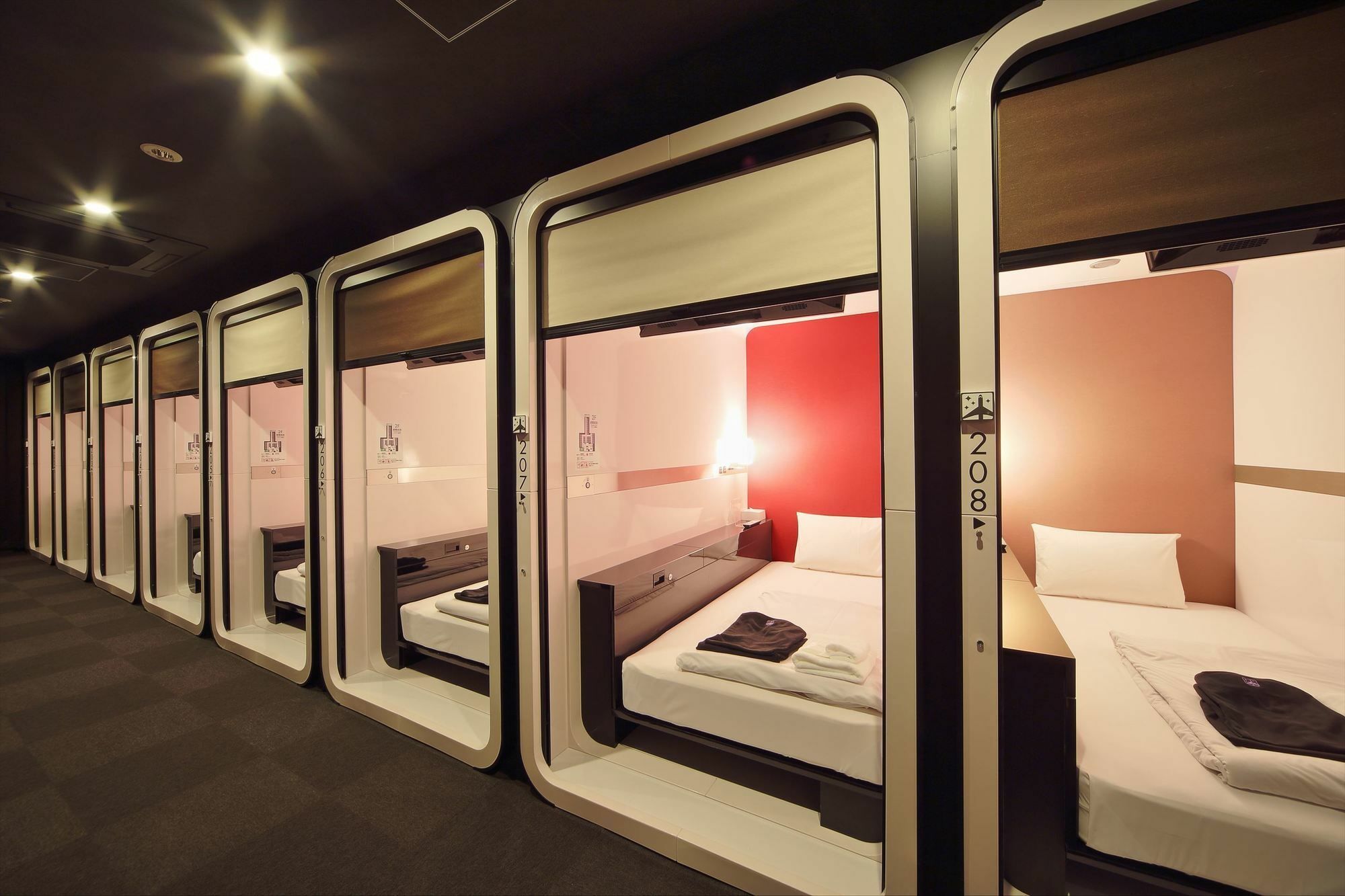 First Cabin Nishiazabu Токіо Екстер'єр фото